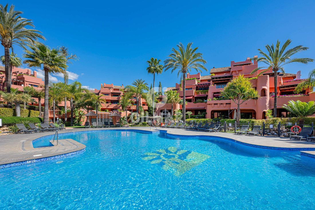 Appartamento a Gualdalmansa, Estepona, Andalusia 1 - 17712784
