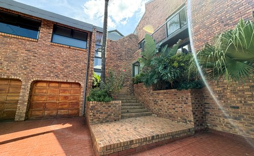 Country House in Pretoria, Gauteng, South Africa 1
