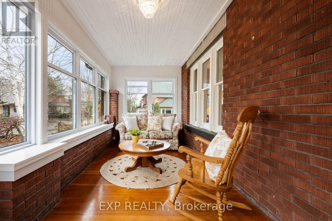 House in Orangeville, Ontario, Canada 5 - 17710843