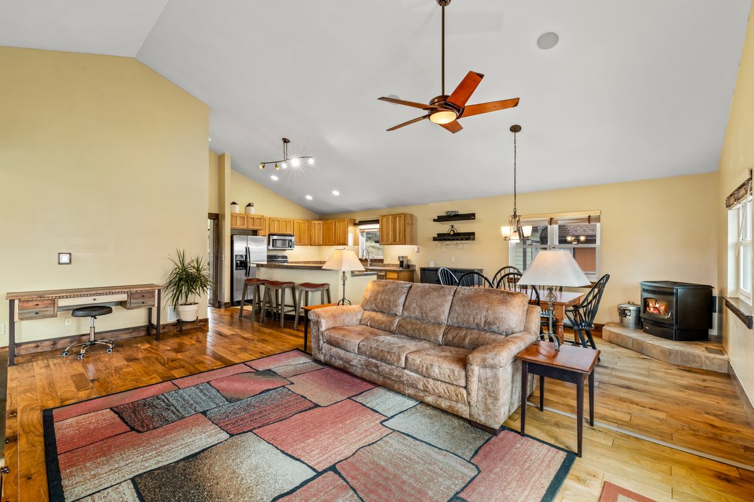 House in Oak Creek, Colorado, United States 4 - 17702891