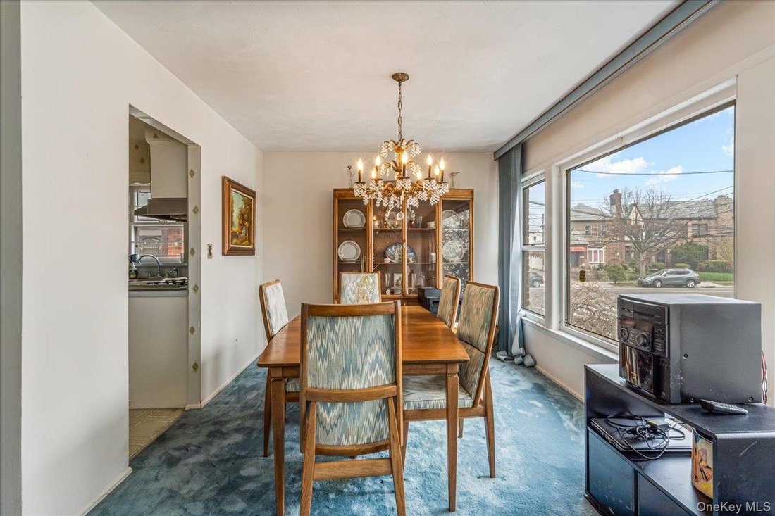 House in New York, New York, United States 5 - 17705057