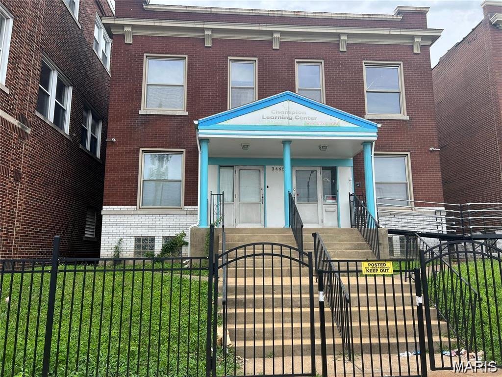 St. Louis, Missouri, United States 1 - 17710238