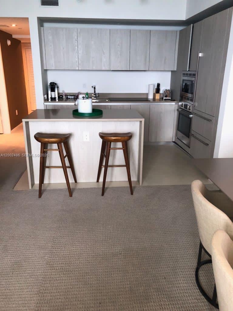 Condo in Hallandale Beach, Florida, United States 5 - 17705555
