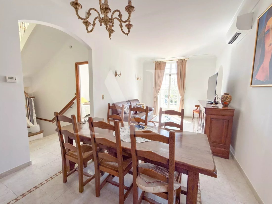 Villa in Les Paluds-Lauvert, Vallauris, France 2 - 17704705