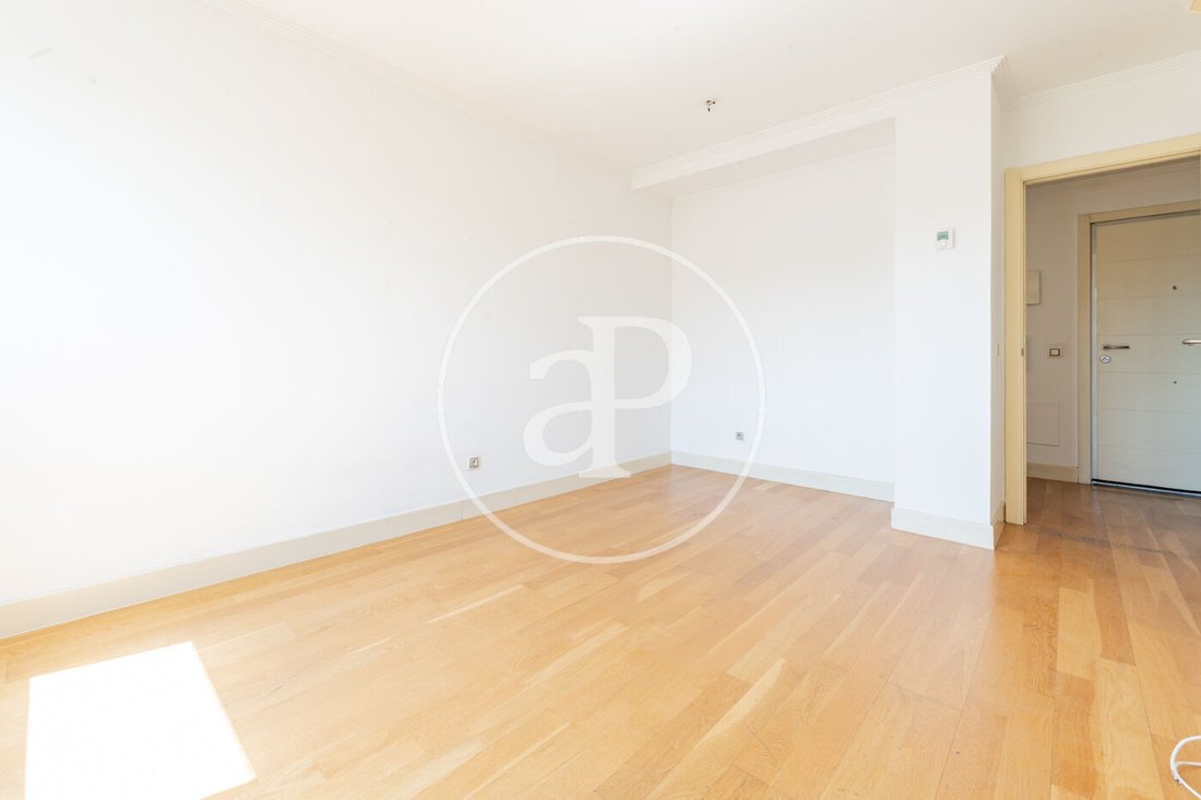 Penthouse in Arganzuela, Madrid, Spain 5 - 17711085