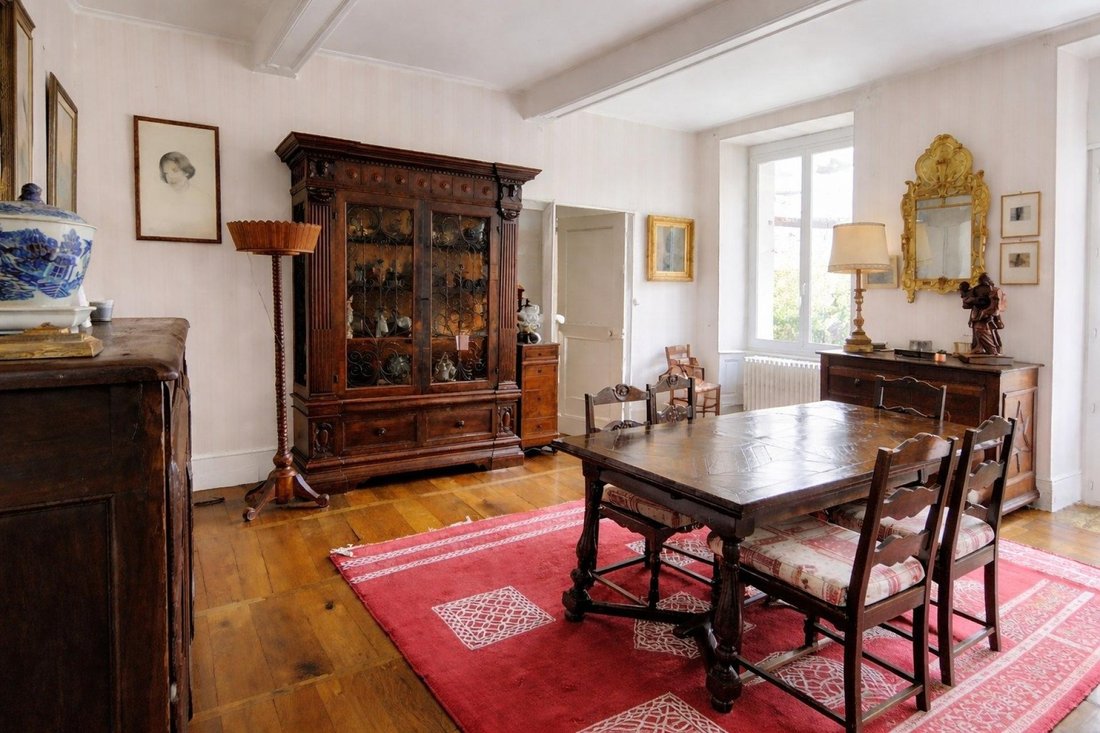 House in Eysus, Nouvelle-Aquitaine, France 3 - 17713447