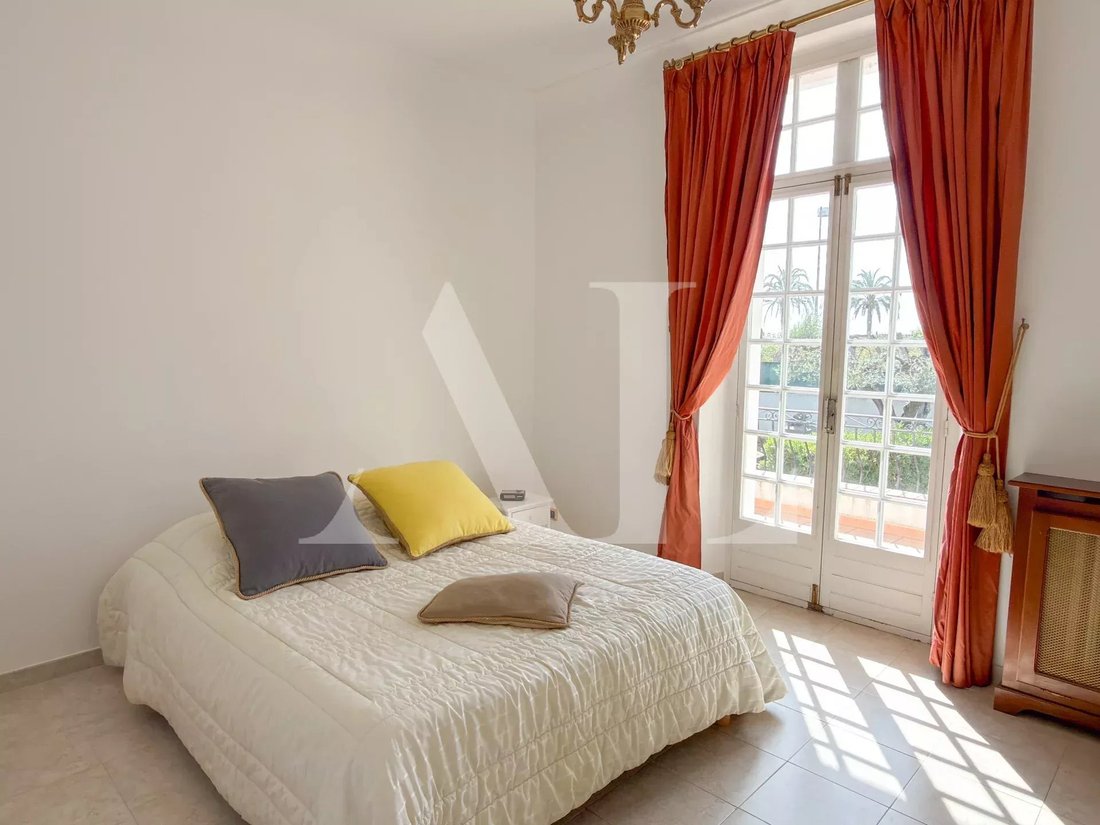 Villa in Les Paluds-Lauvert, Vallauris, France 5 - 17704705
