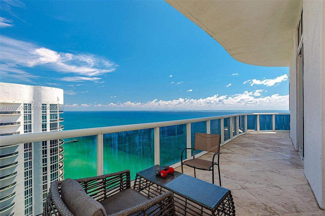 Condo in Sunny Isles Beach, Florida, United States 2 - 17706837