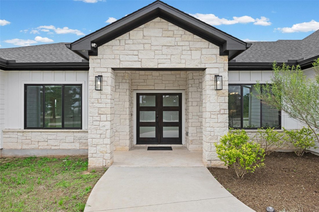 House in Bastrop, Texas, United States 2 - 17707797