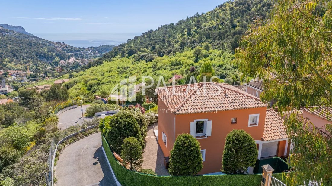 House in Èze, Provence-Alpes-Côte d'Azur, France 2 - 17704857