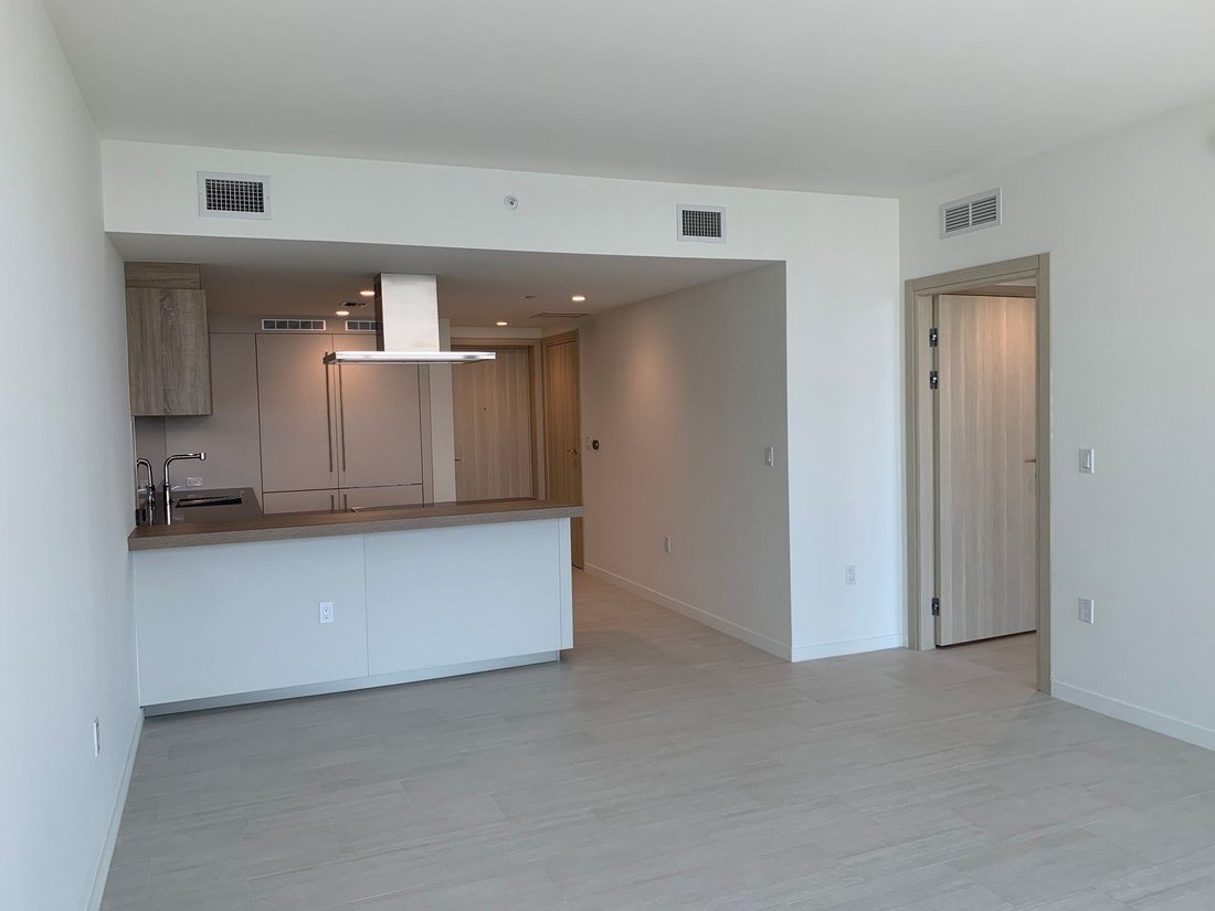 Condo in Miami, Florida, United States 5 - 17710763