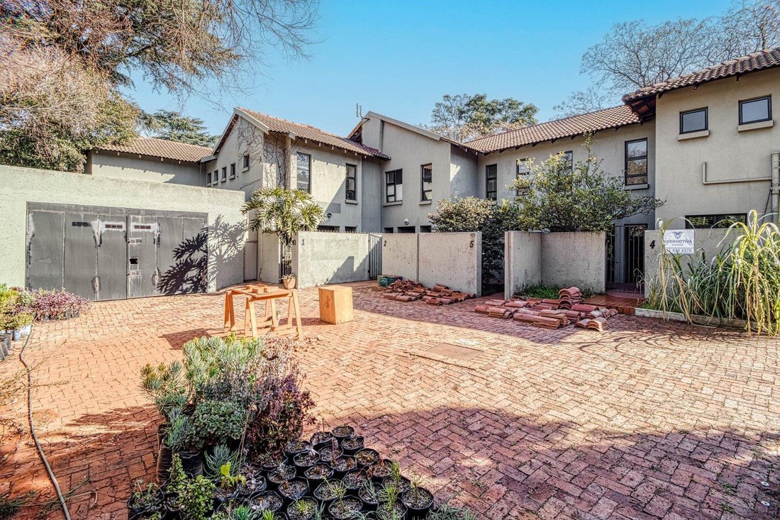 Haus in Morningside Manor, Gauteng, Südafrika 4 - 17705544