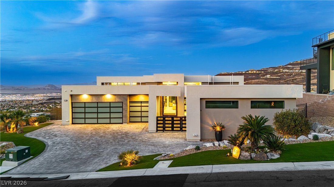 House in Henderson, Nevada, United States 1 - 17704109