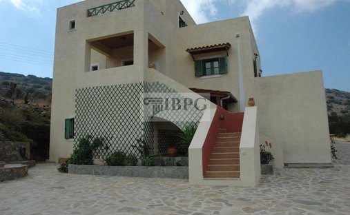 Villa in Community of Fourni, Neapoli Municipal Unit, Greece 1