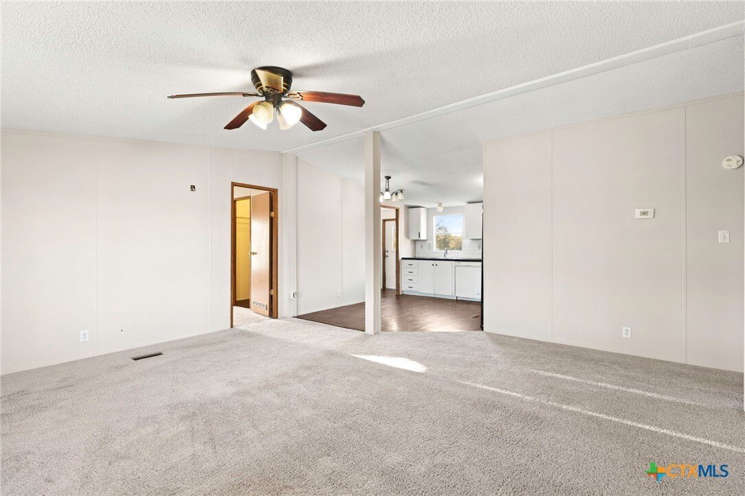 Lockhart, Texas, United States 5 - 17707154