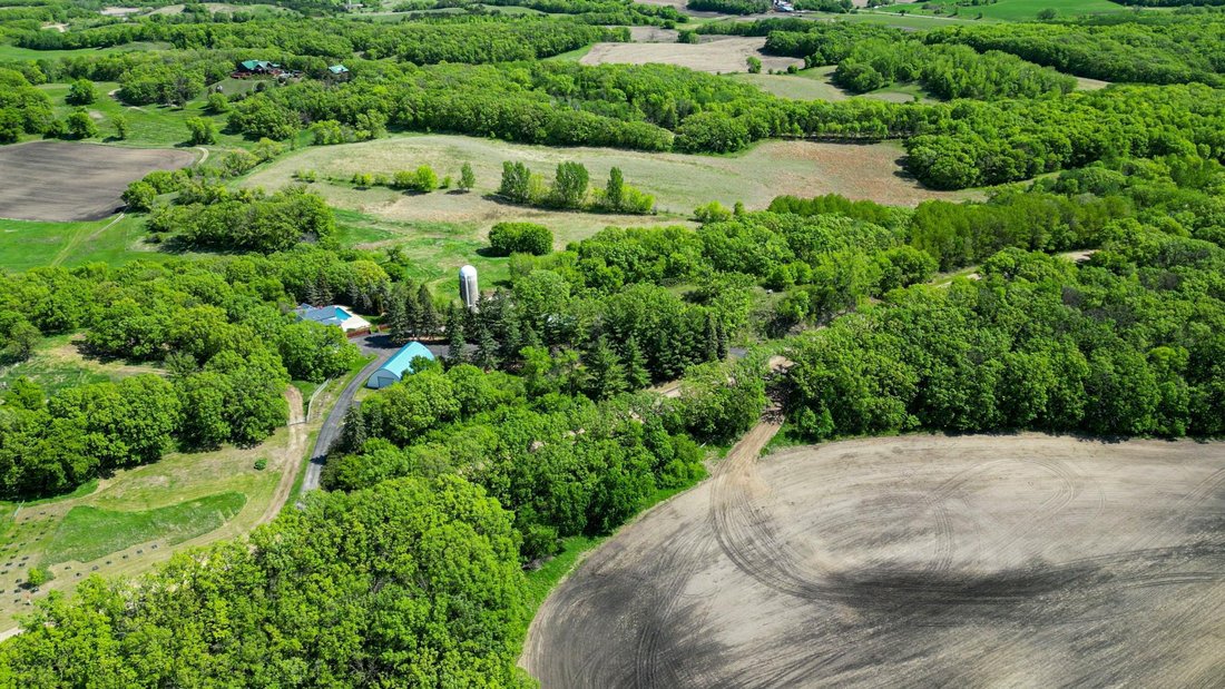 House in Battle Lake, Minnesota, United States 4 - 17708917