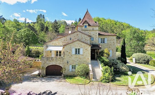 House in Prayssac, Occitania, France 1