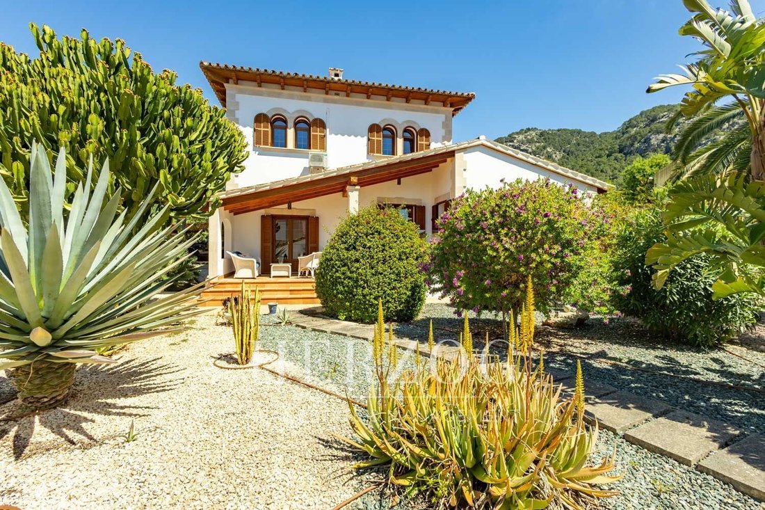 Villa in Andratx, Balearic Islands, Spain 1 - 17708082