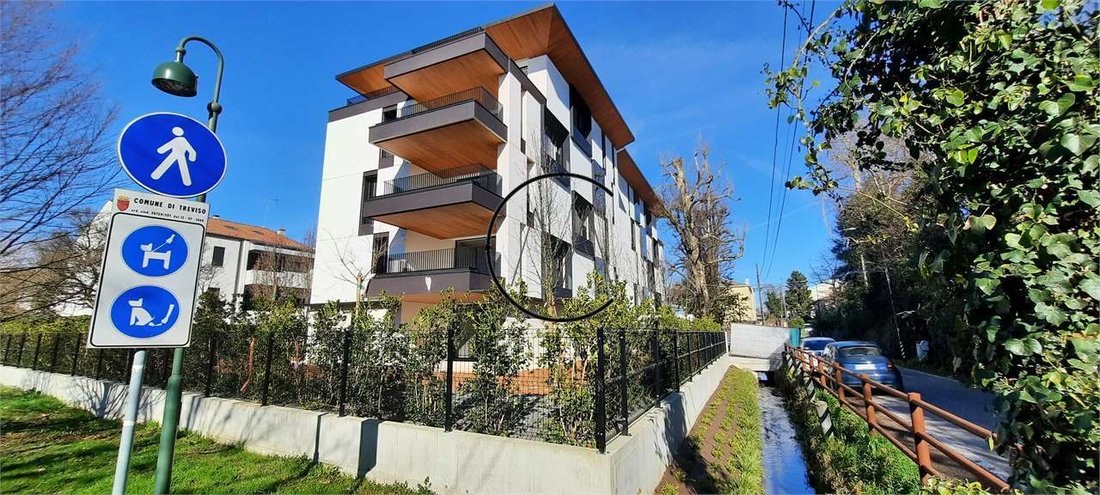 Apartment in Cathedral - Piazza dei Signori, Treviso, Italy 3 - 15639275