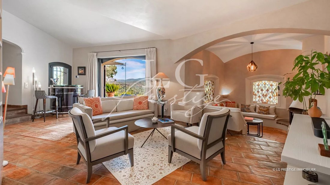Villa in Le Grand Duc-Minelle, Mandelieu-la-Napoule, France 4 - 17712852