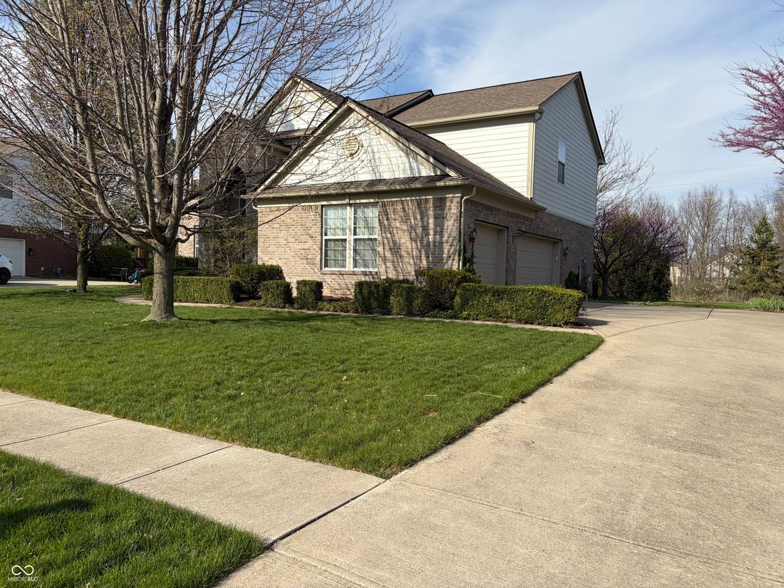 House in Zionsville, Indiana, United States 2 - 17704947