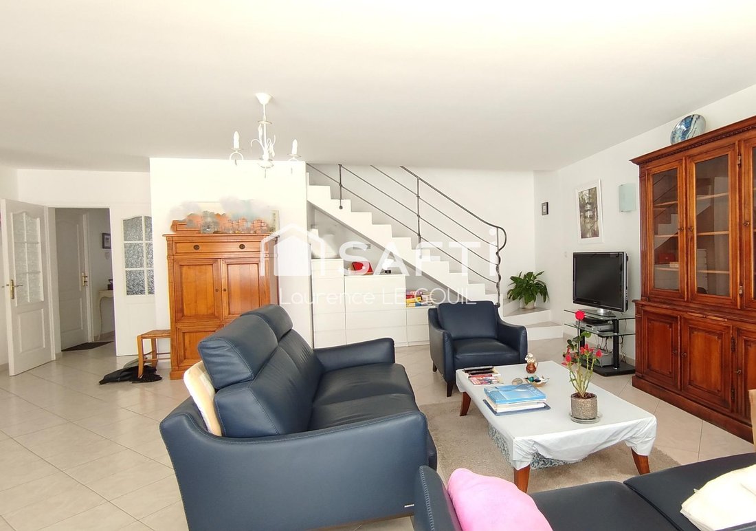 House in Saint Gilles Sud, Saint-Gilles-Croix-de-Vie, France 3 - 17713569