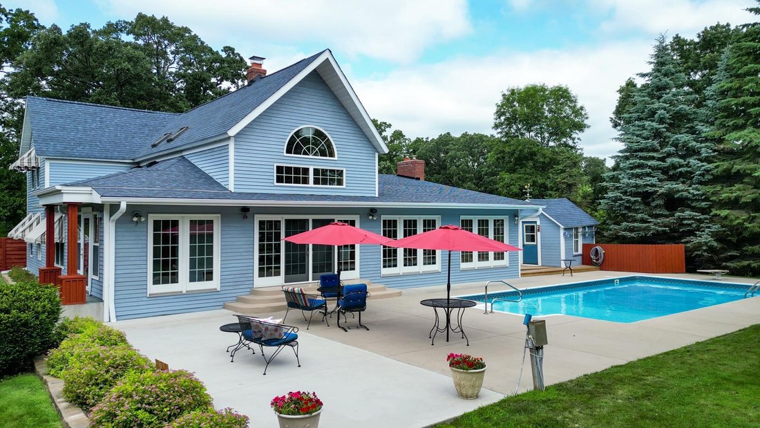 House in Battle Lake, Minnesota, United States 1 - 17708917