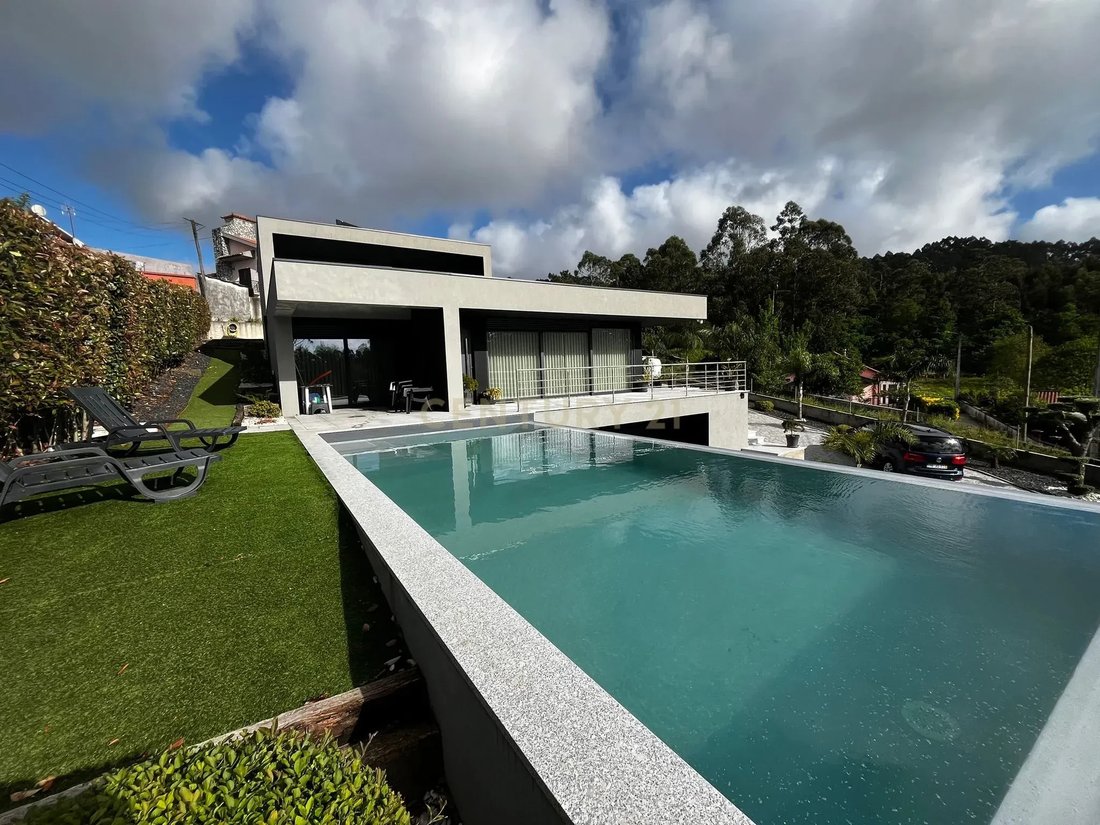 Villa in Vila Franca, Viana do Castelo District, Portugal 1 - 17710863