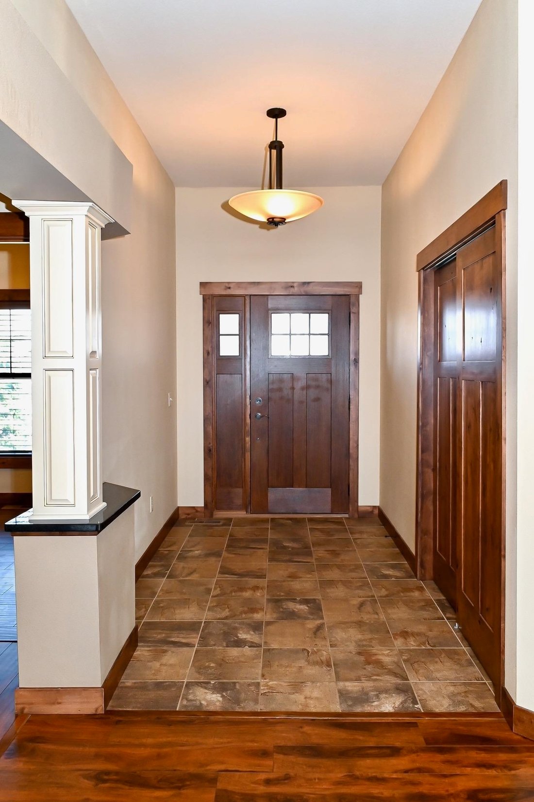 House in Minot, North Dakota, United States 4 - 17716113