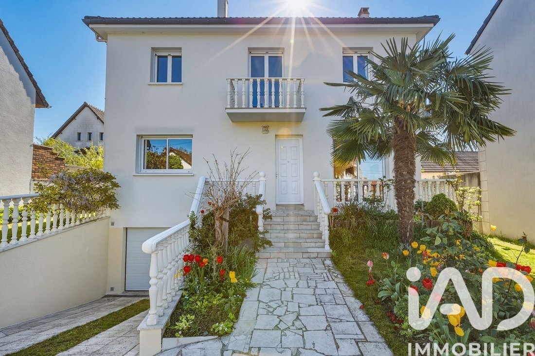 House in Ormesson-sur-Marne, Ile-de-France, France 2 - 17714647