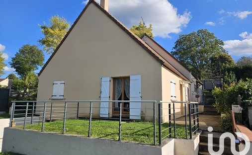 House in Coteau Vexin, Meulan-en-Yvelines, France 1