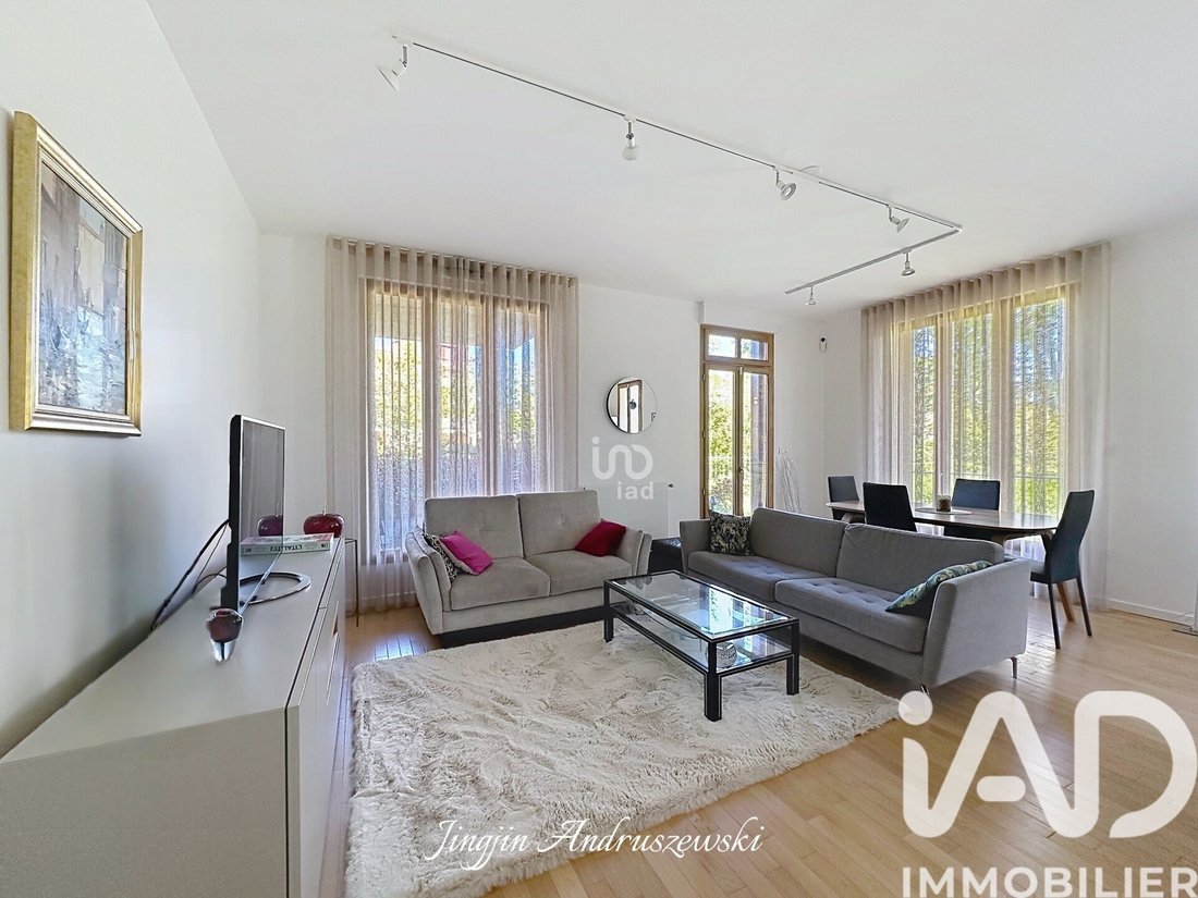 Apartment in Le Vésinet, Ile-de-France, France 1 - 17714781