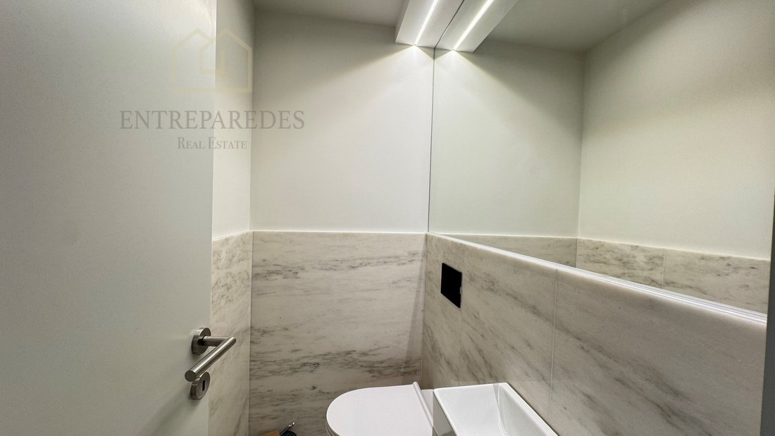 Apartment in Cedofeita, Santo Ildefonso, Se, Miragaia, Sao Nicolau e Vitoria, Porto District, Portugal 3 - 17021019
