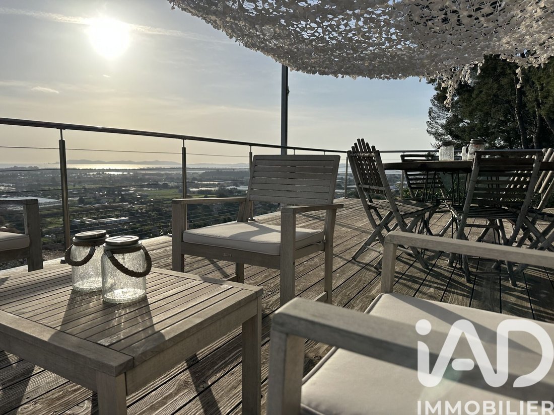 House in Hyeres, Provence-Alpes-Côte d'Azur, France 4 - 17713399
