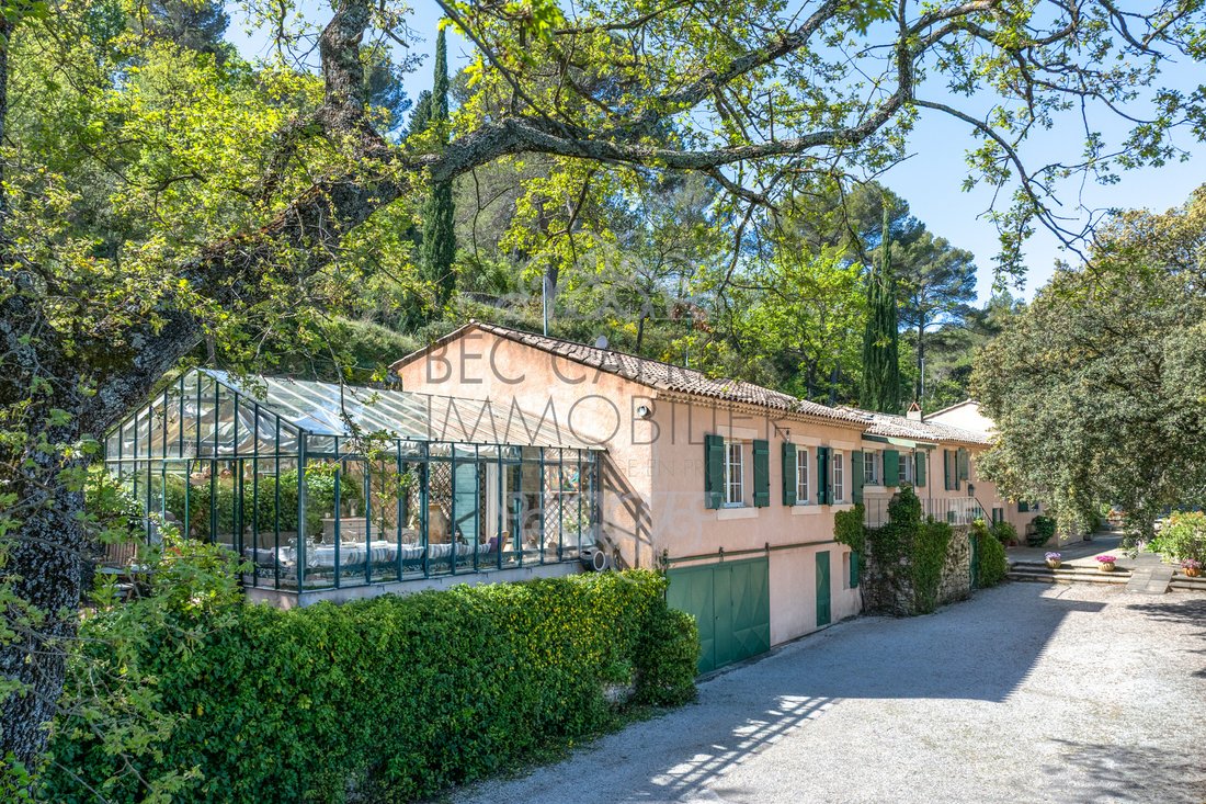 House in Le Tholonet, Provence-Alpes-Côte d'Azur, France 2 - 17686709