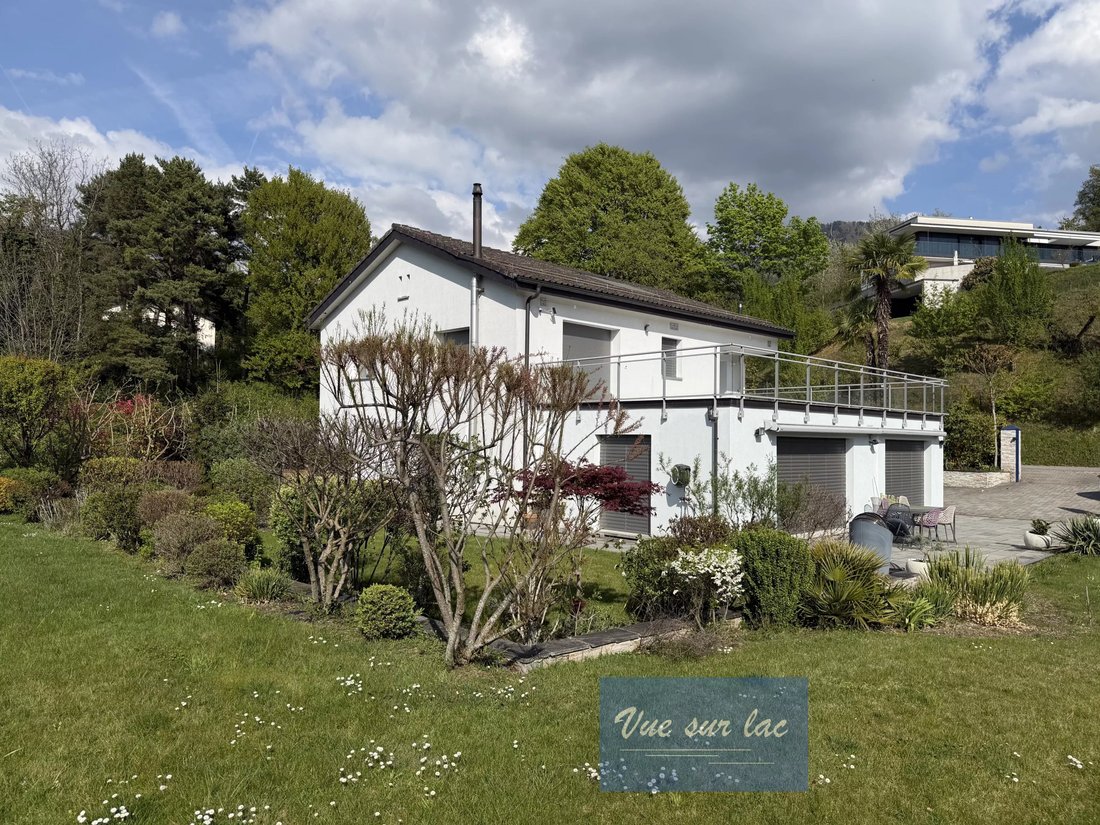 Contemporary Detached Villa On Large Plot
