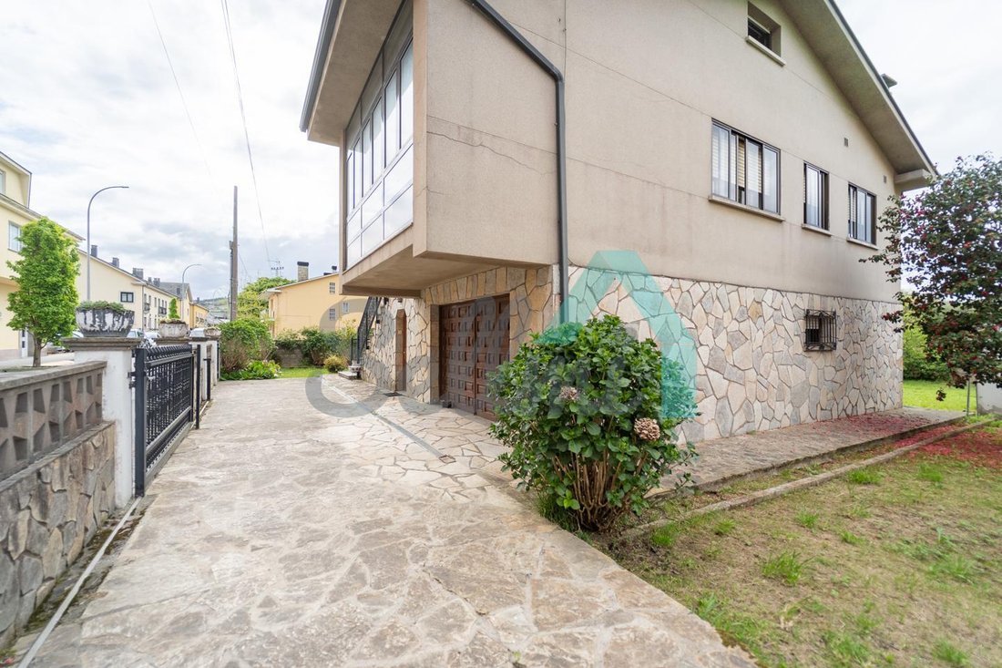 Villa in Ribadeo (District), Ribadeo, Spain 5 - 17716940