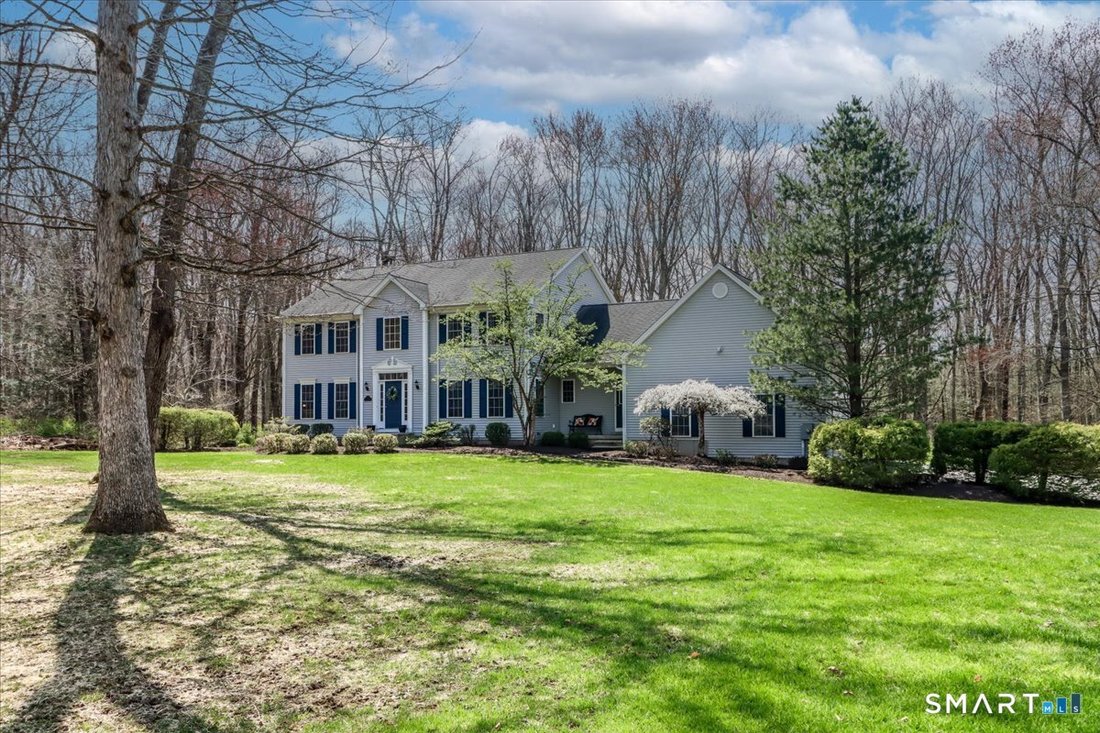 House in Newtown, Connecticut, United States 2 - 17714518