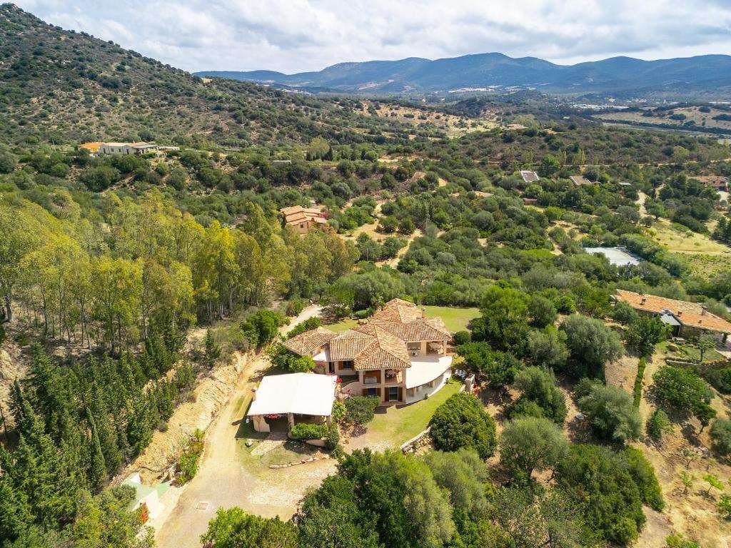 Villa in Crabonaxa, Sardinia, Italy 2 - 17714233