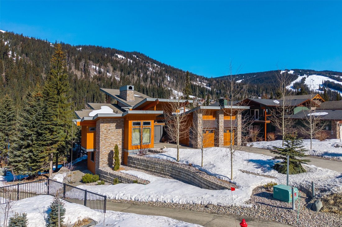 House in Sun Peaks, British Columbia, Canada 4 - 17714734
