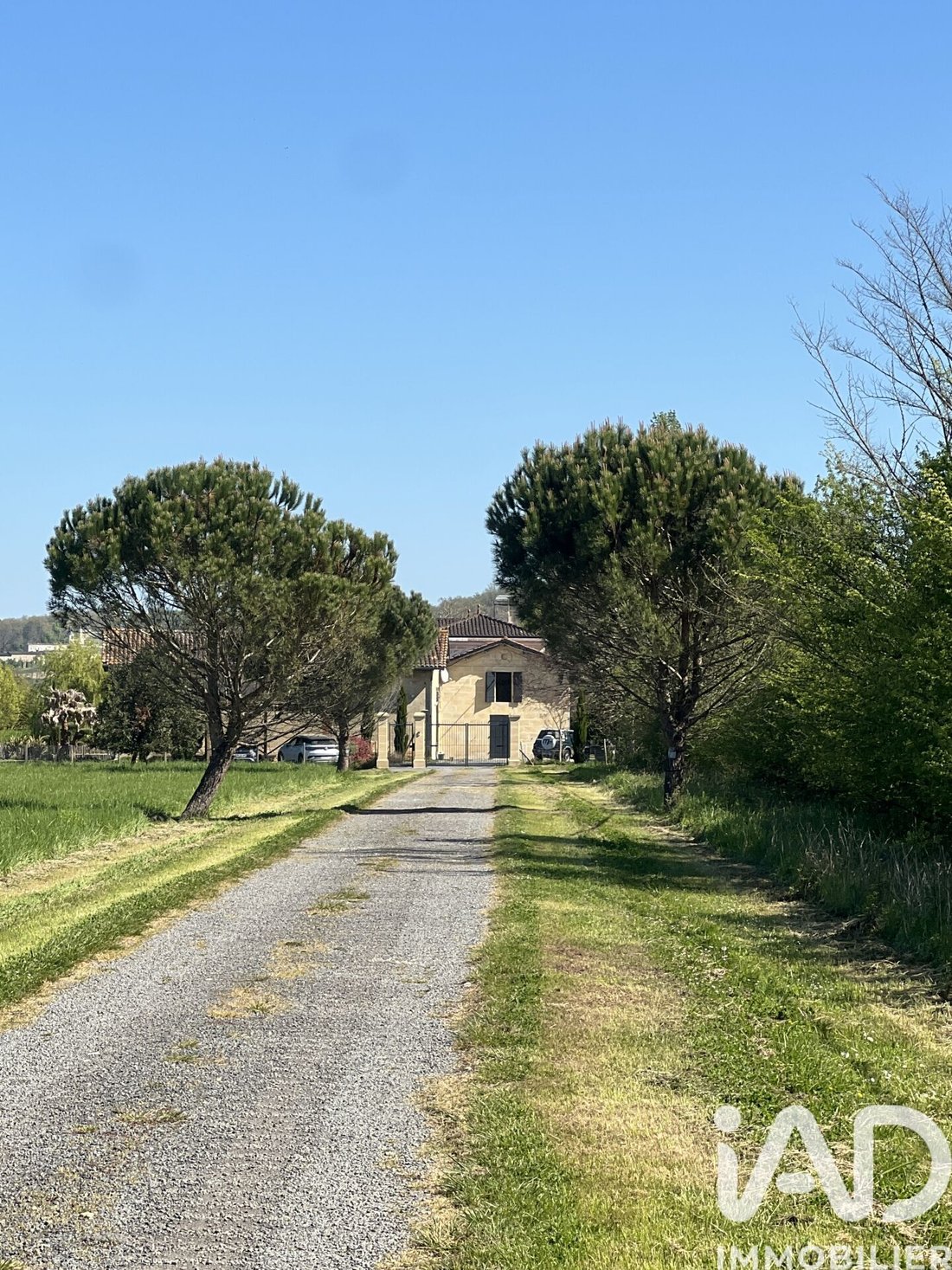 House in Izon, Nouvelle-Aquitaine, France 1 - 17714385