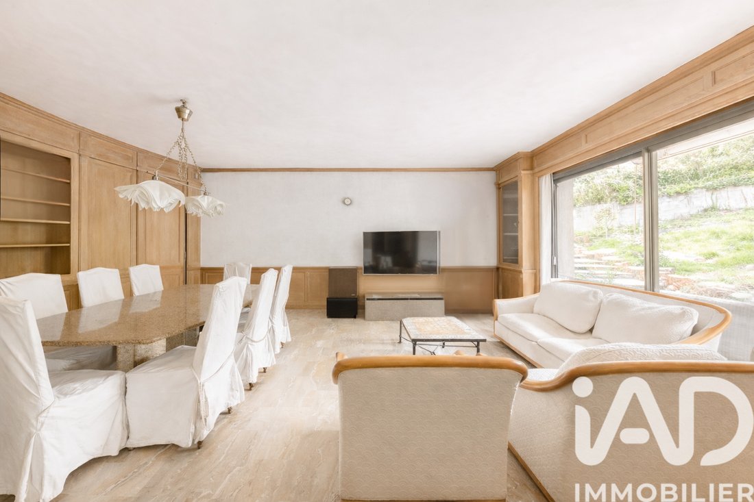 House in Varenne-Centre-Rive Charmante, Noisy-le-Grand, France 5 - 17714349