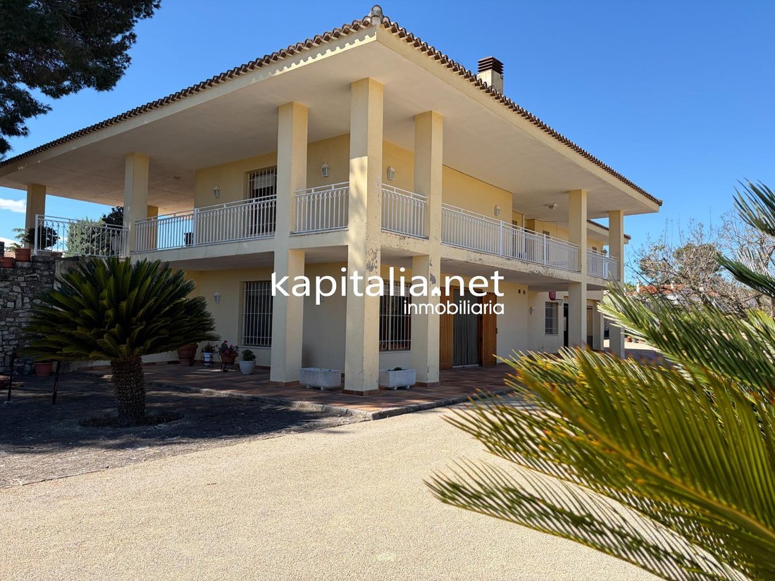 Villa in Ontinyent, Valencian Community, Spain 2 - 17714379