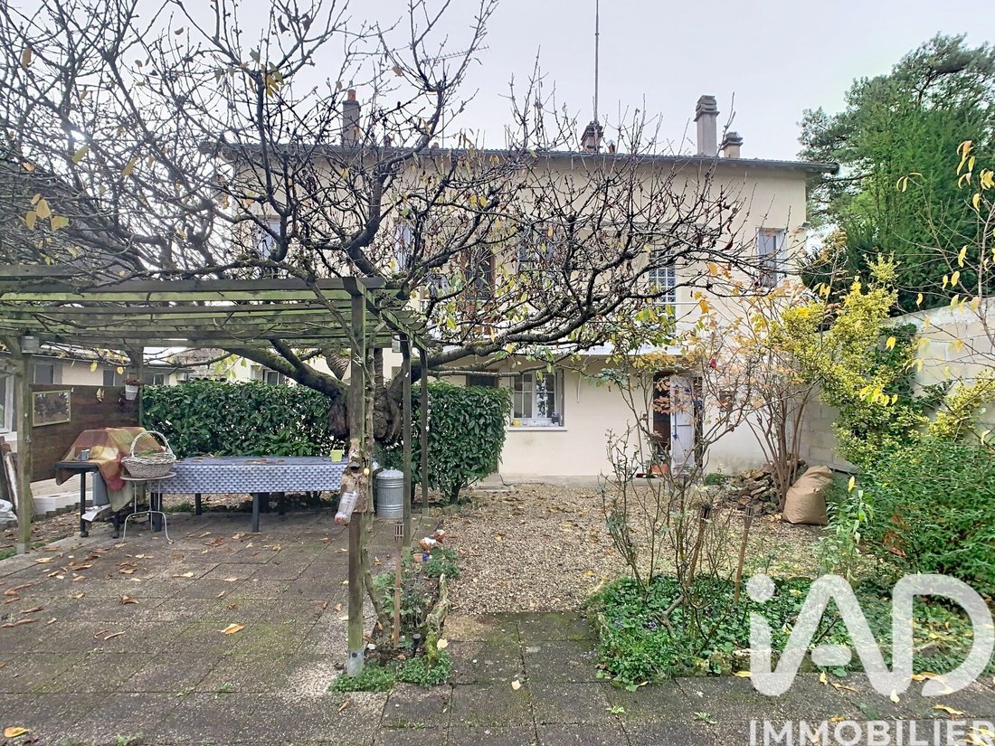 Les Bords de Seine, Soisy-sur-Seine, France 2 - 17714626