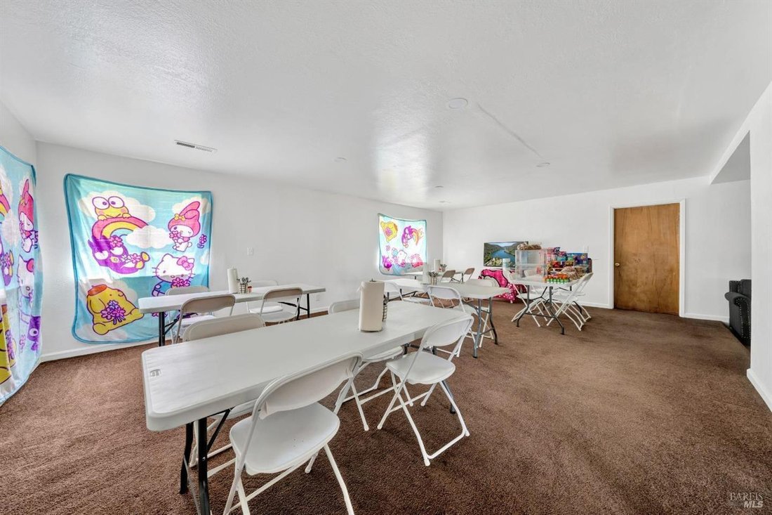 Townhouse in Middletown, California, United States 3 - 17713830