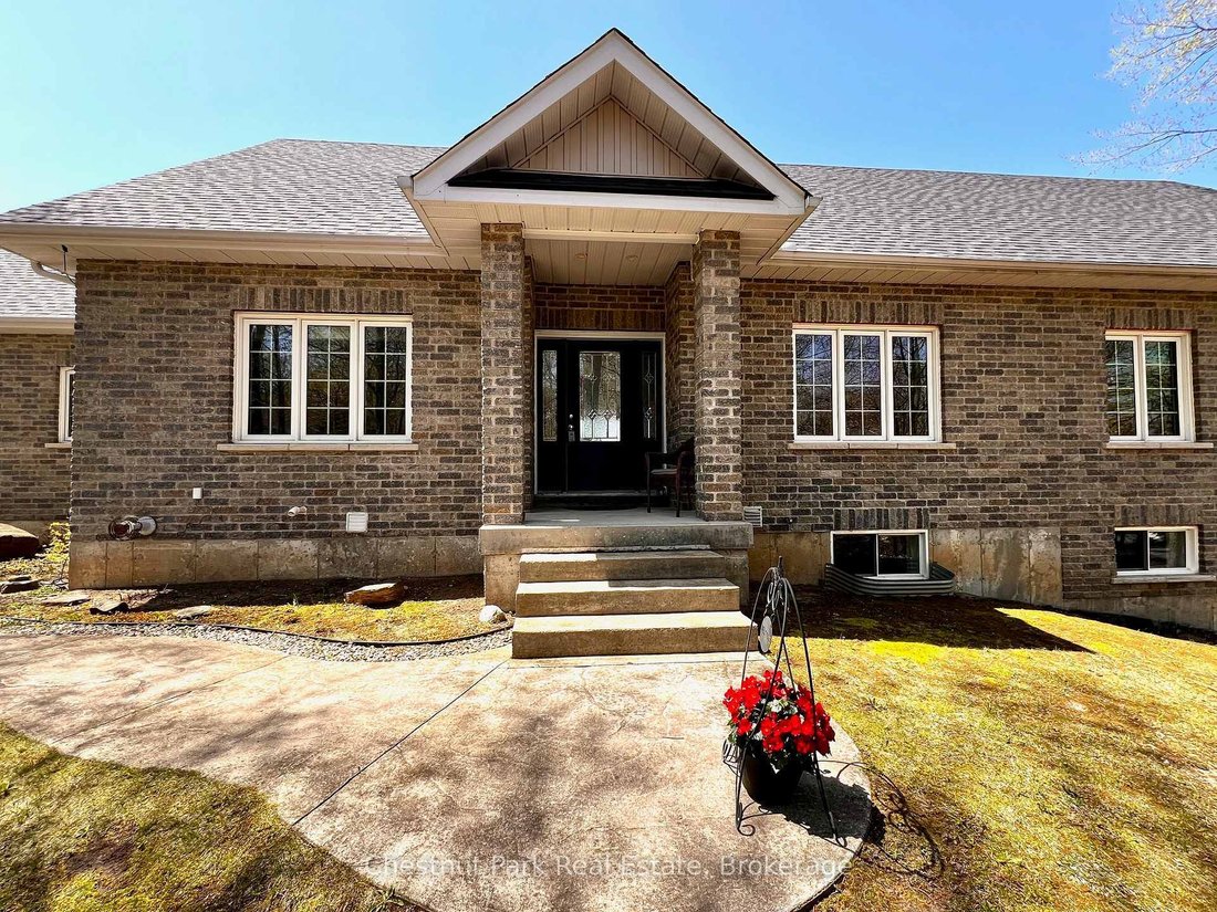 House in Moonstone, Ontario, Canada 5 - 17285390