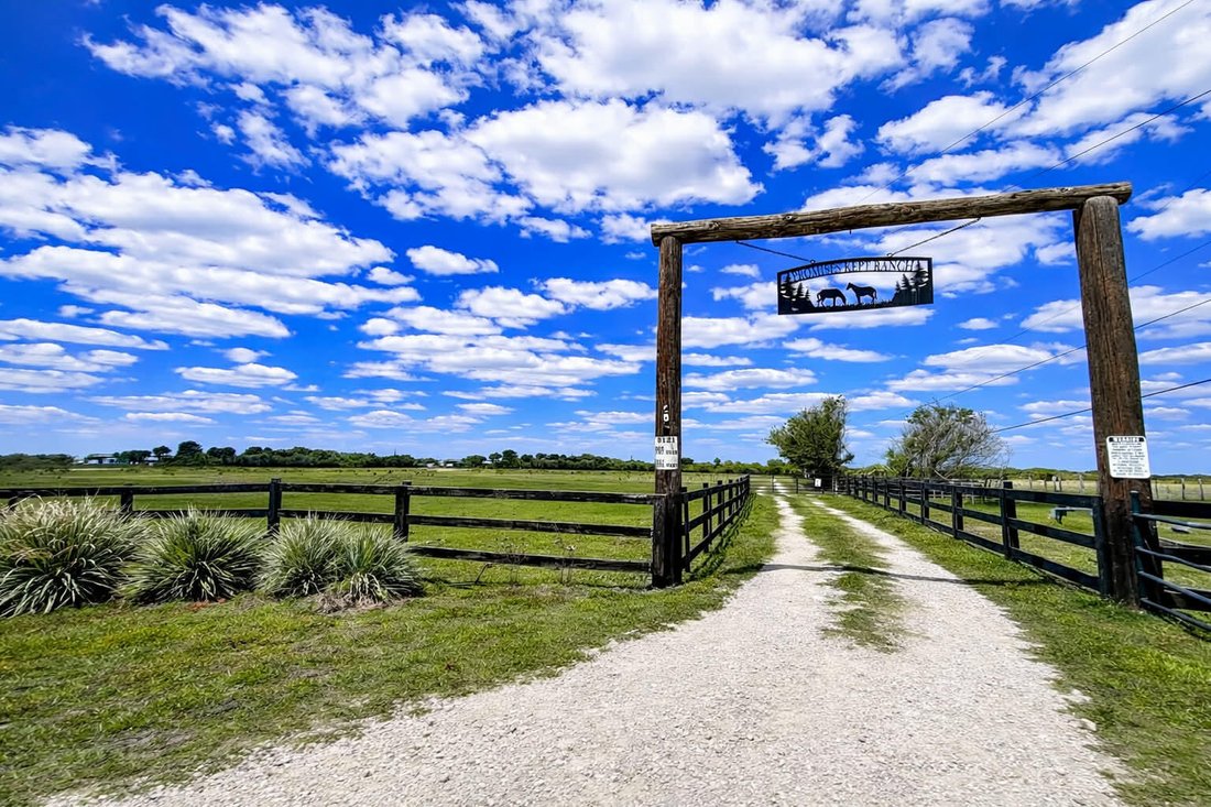 Okeechobee, Florida, United States 5 - 17717023