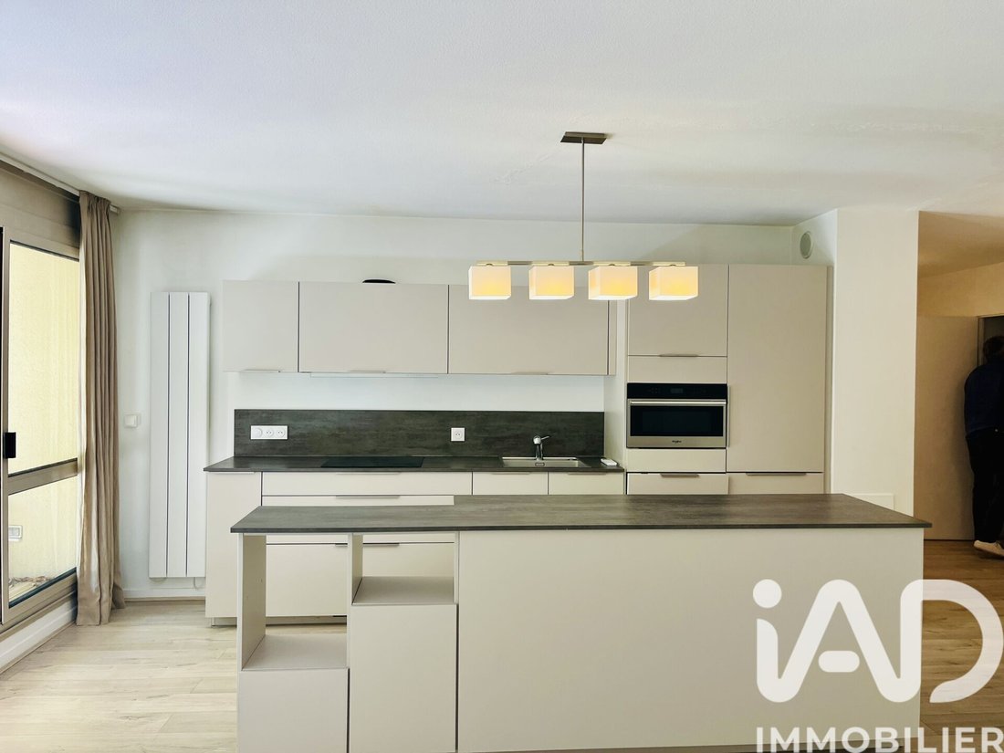 Apartment in Mazenod-Bellevue-Saint Donat-Banon, Aix-en-Provence, France 4 - 17713837