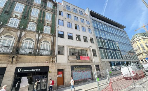 Apartment in Cedofeita, Santo Ildefonso, Se, Miragaia, Sao Nicolau e Vitoria, Porto District, Portugal 1