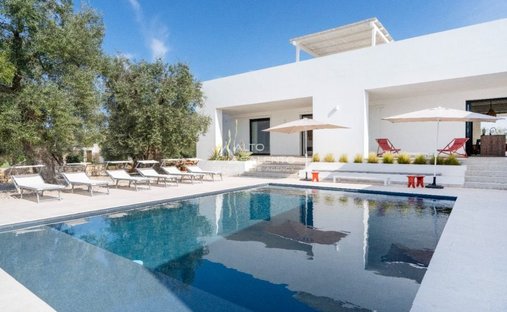 Villa a Centro, Carovigno, Puglia 1